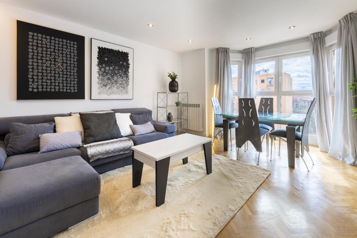 Apartamento For Spacious, Temporary, And 3-bedroom Aca65 *