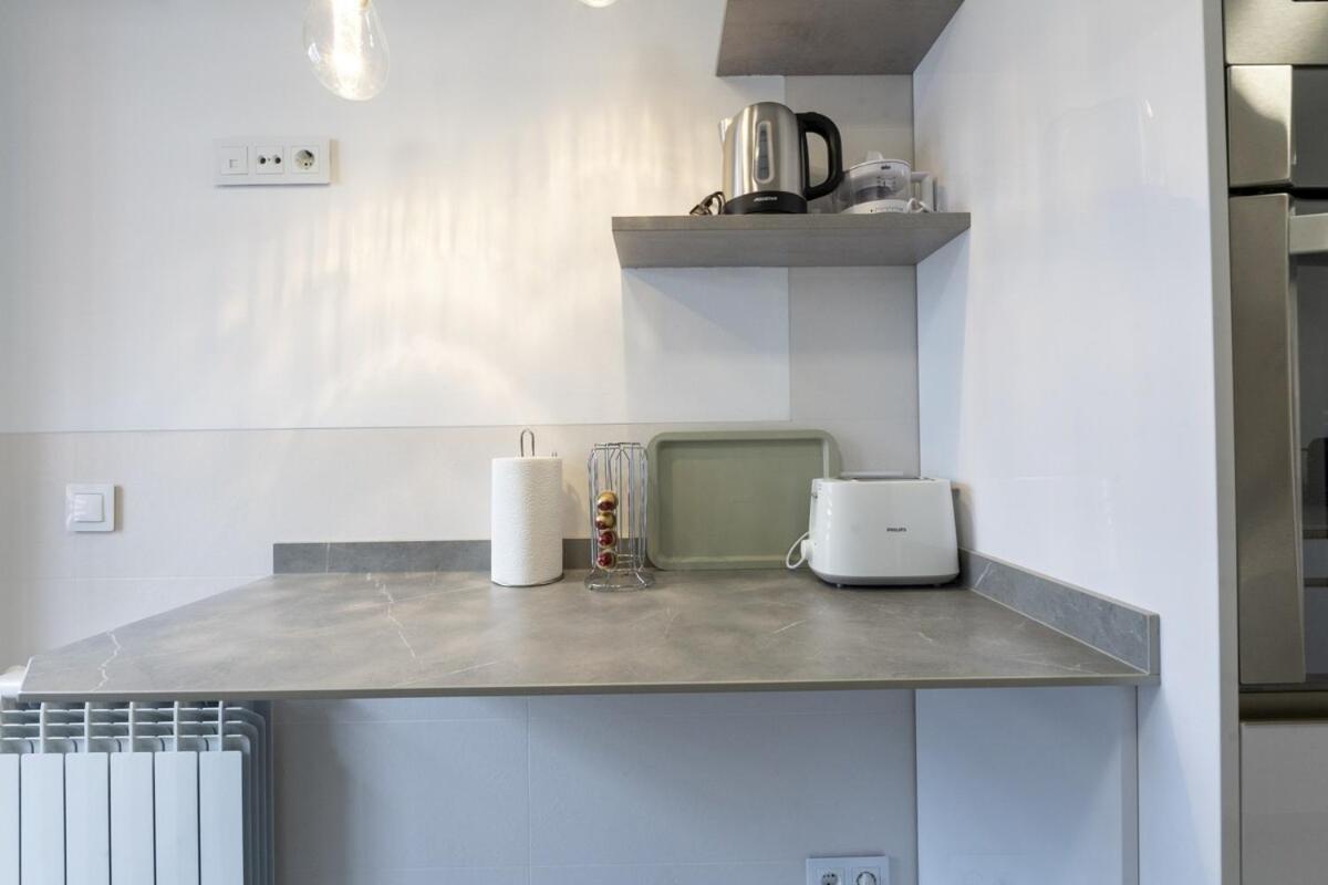 Apartamento For Spacious, Temporary, And 3-bedroom Aca65 *