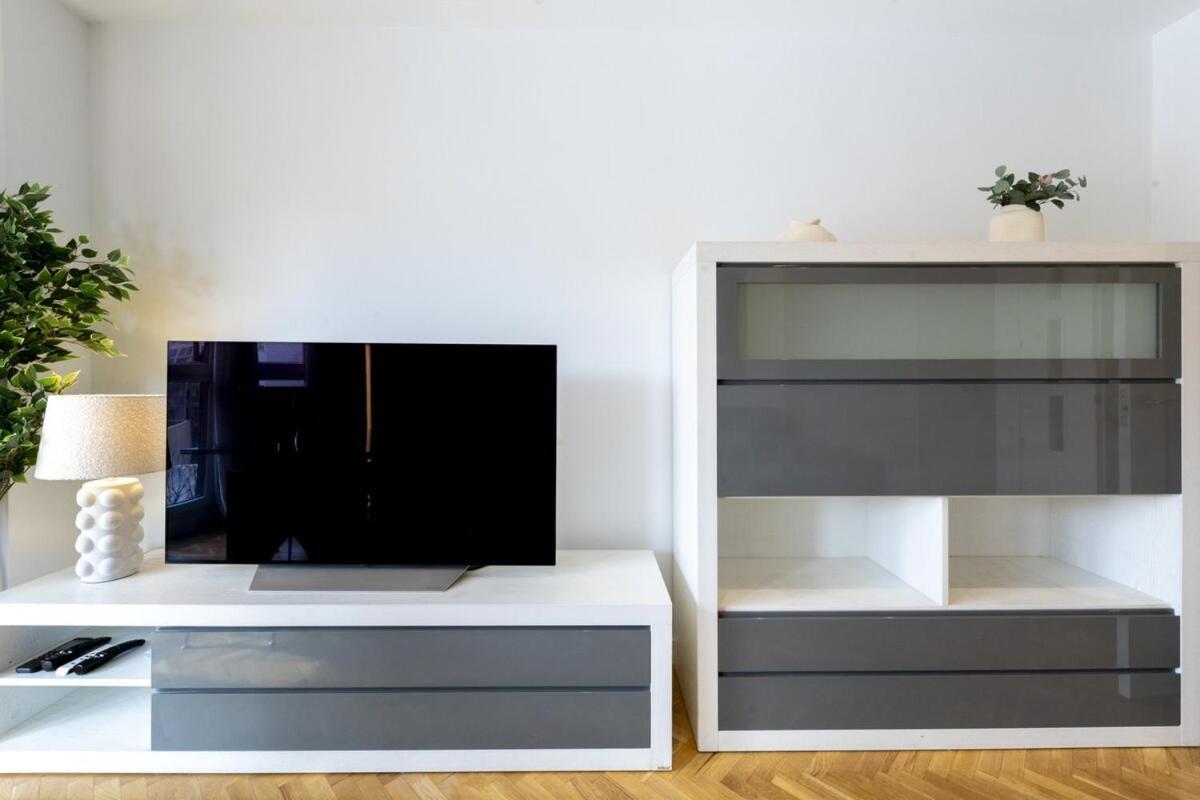 For Spacious, Temporary, And 3-bedroom Aca65 Madrid