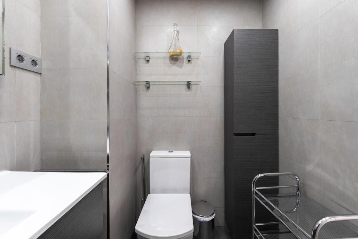 For Spacious, Temporary, And 3-bedroom Aca65 Madri