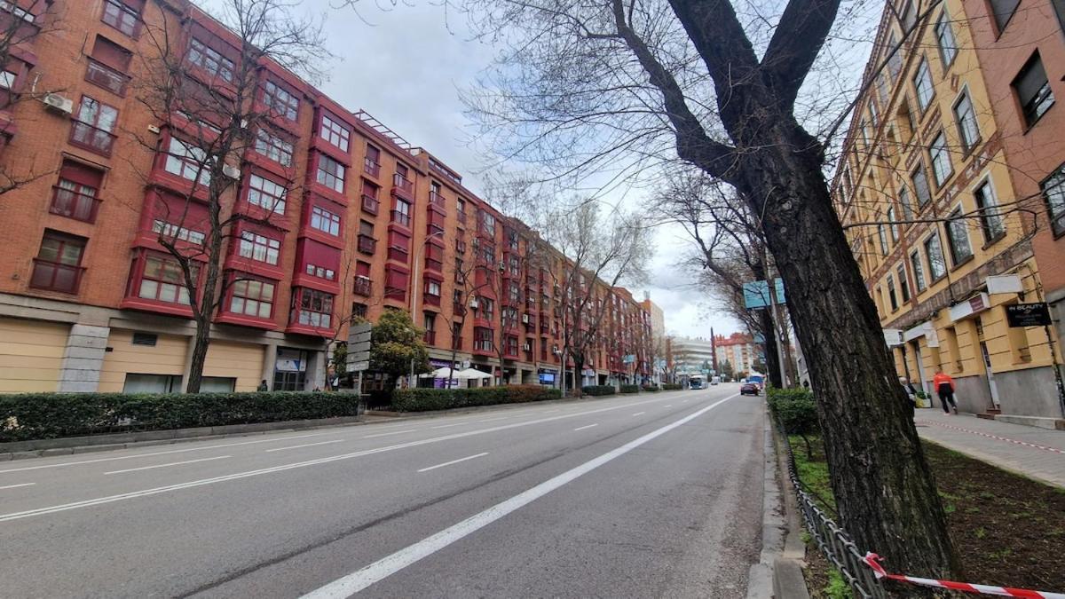 Apartment For Spacious, Temporary, And 3-bedroom Aca65